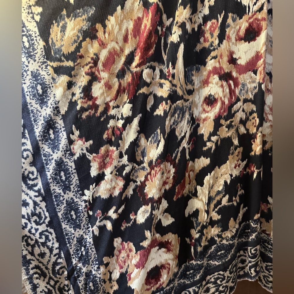 Nine West Floral Kimono *Buyers Choice* NWT Black, Cream or Navy, OSFM - Picture 6 of 13